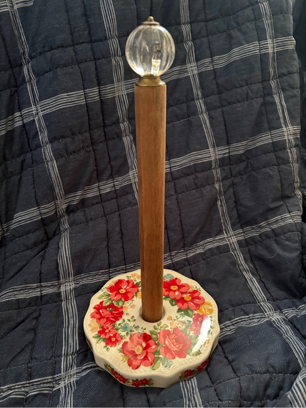 The Pioneer Woman Floral Ceramic & Wood Paper Towel Holder - Cream and Red